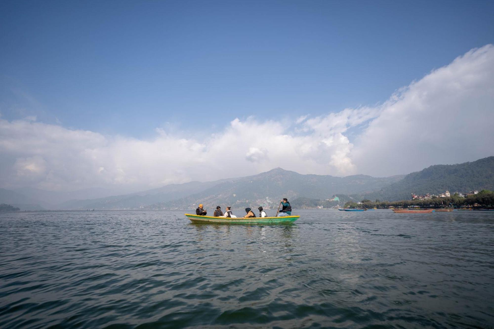 Bar Peepal Resort Pokhara Exterior foto Begnas Lake